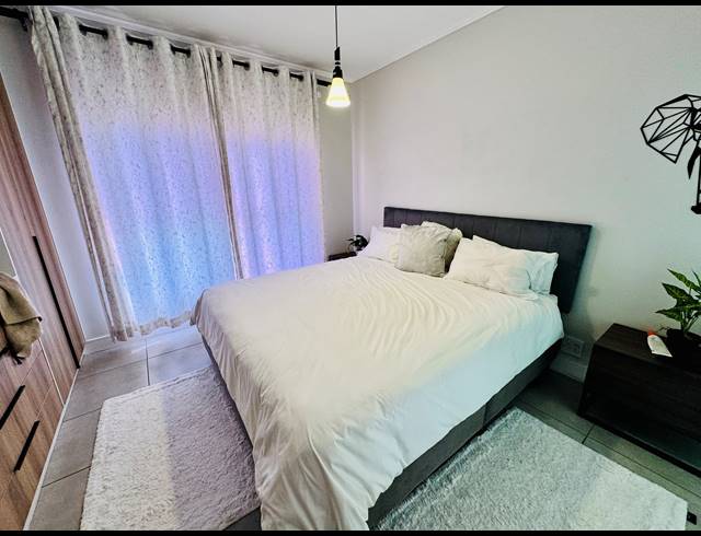 3 BEDROOM FLAT FOR SALE IN WATERFALL